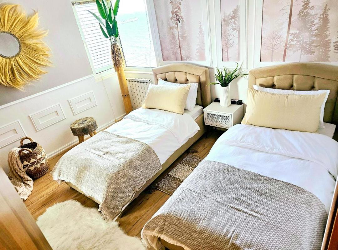 Premium Beachfront Residences Apartman Durrës
